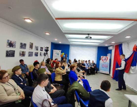 ОКРУЖНОЙ КОНКУРС ЧТЕЦОВ «ПРИШЛА ВЕСНА, ПРИШЛА ПОБЕДА»